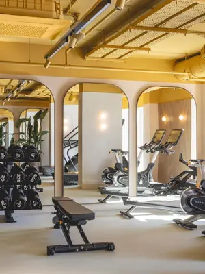 a gym with treadmills and elliptical machines at Charles Hope Cambridge in Cambridge