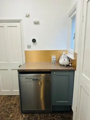 a kitchen with a dishwasher with a counter top at Central Cambridge with Free Parking and Pets welcome in Chesterton