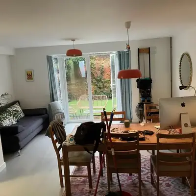 4 De Vere Lane