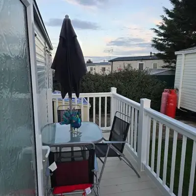 Homely 6 Berth Caravan At Steeple Bay In Essex Ref 36065E