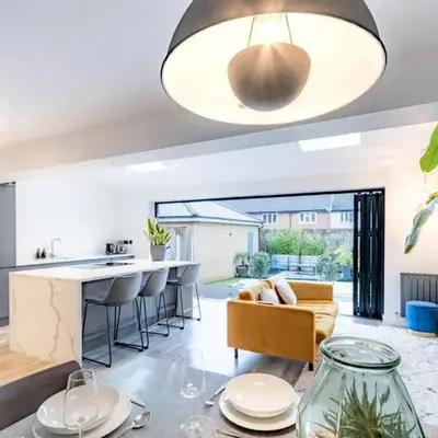 Comfortable 3 bedroom Home Chelmsford Sleeps 5 - Pass the Keys