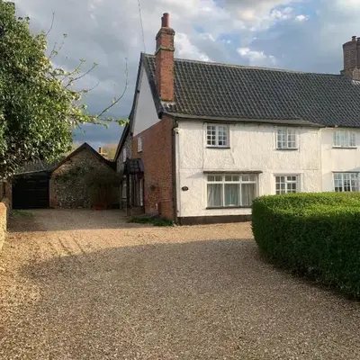 Dog-friendly rural retreat