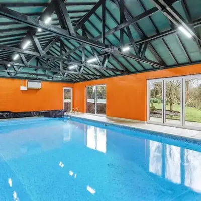 Luxury 5 Bedroom with Pool & Games Room