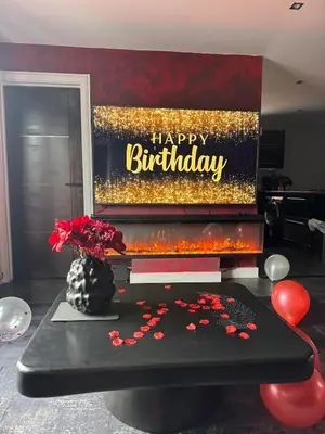Gallery image of Red Velvet Romantic Suite Private Hot Tub Luxury in South Benfleet