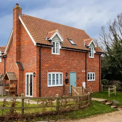1 Roseanna Cottage
