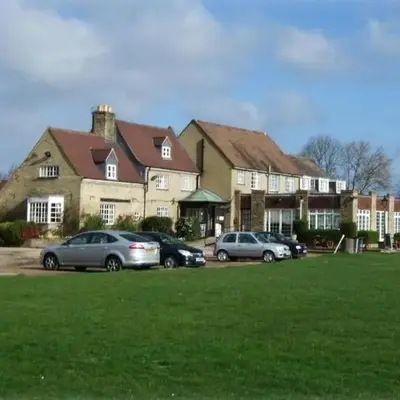 Pike & Eel Hotel and Marina