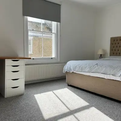 200m To Botanical Garden 3 Bedroom Victoria House