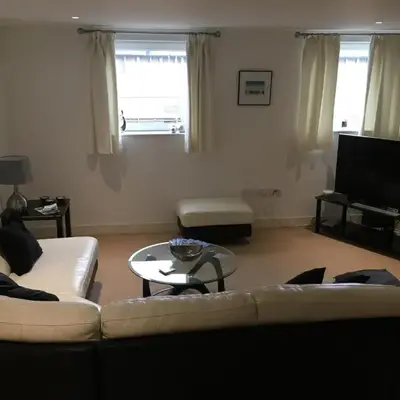 Toothbrush Apartments - Ipswich Waterfront - The Cambria