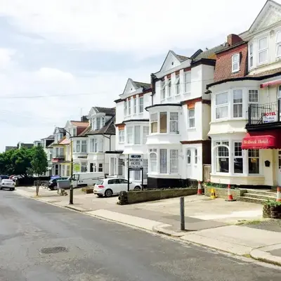 Welbeck Hotel - Close to Beach