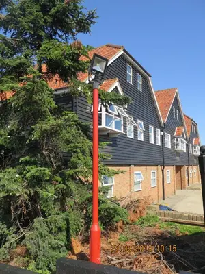 a street light in front of a house at Oyster Fleet Hotel in Canvey Island