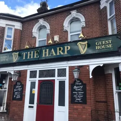 The Harp Freehouse and Guesthouse