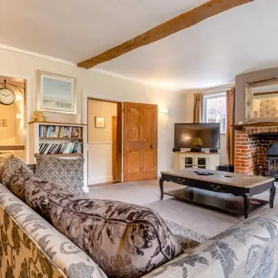 5 Bed in Bramfield oc-sftmh