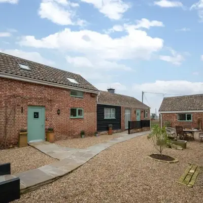 6 Bed in Great Waldingfield oc-ac4