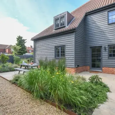 Corner Cottage