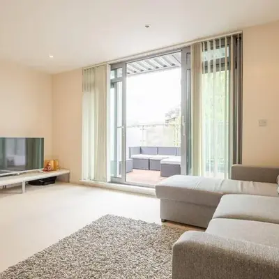 2 BR flat next to Train Station & Gated Parking