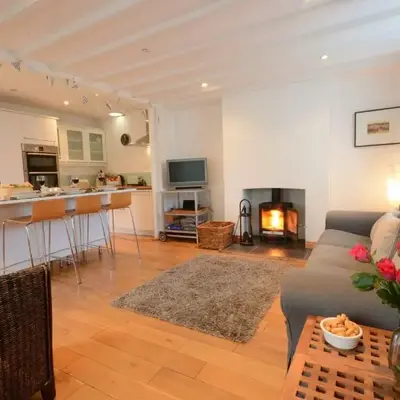 Vesta Cottage