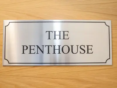 a sign that reads the perth house on a wooden door at The Penthouse in Woodbridge