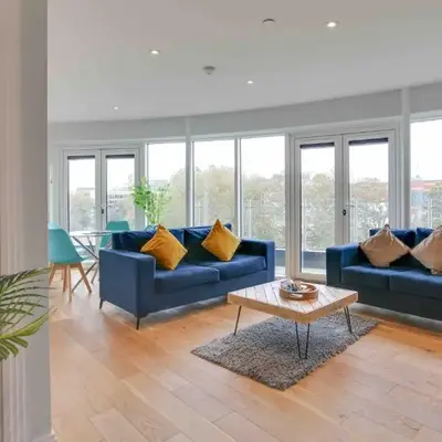 New London Life Executive Apartments