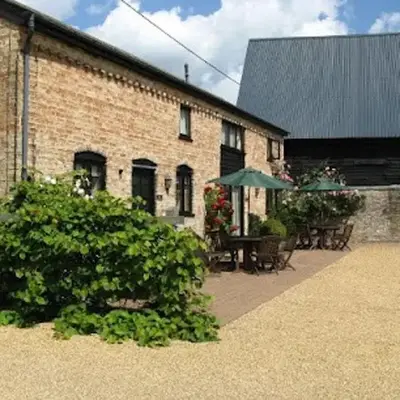 Pretty Cottage in peaceful village location close To Cambridge
