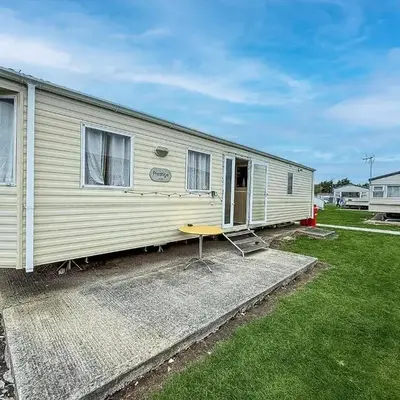 6 Berth Caravan For Hire At St Osyths Holiday Park In Essex Ref 28099Gc