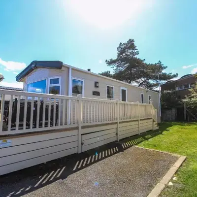 Brilliant 8 Berth Caravan Near Walton-On-The-Naze In Essex