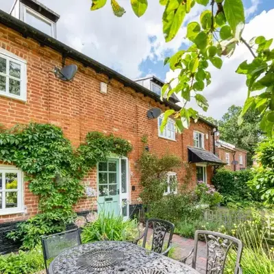 4 Bed in Halesworth oc-5river