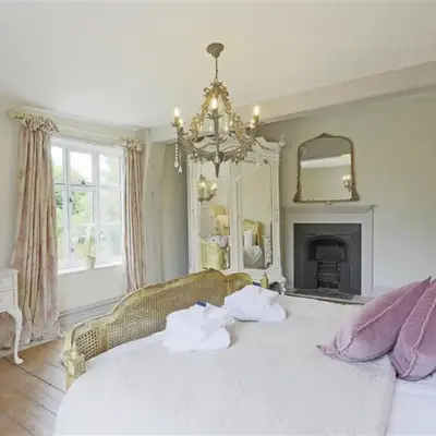 5 Bed in Halesworth oc-cfl