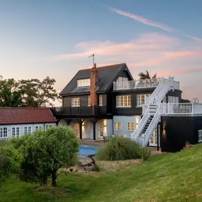 5 Bed in Orford oc-pav